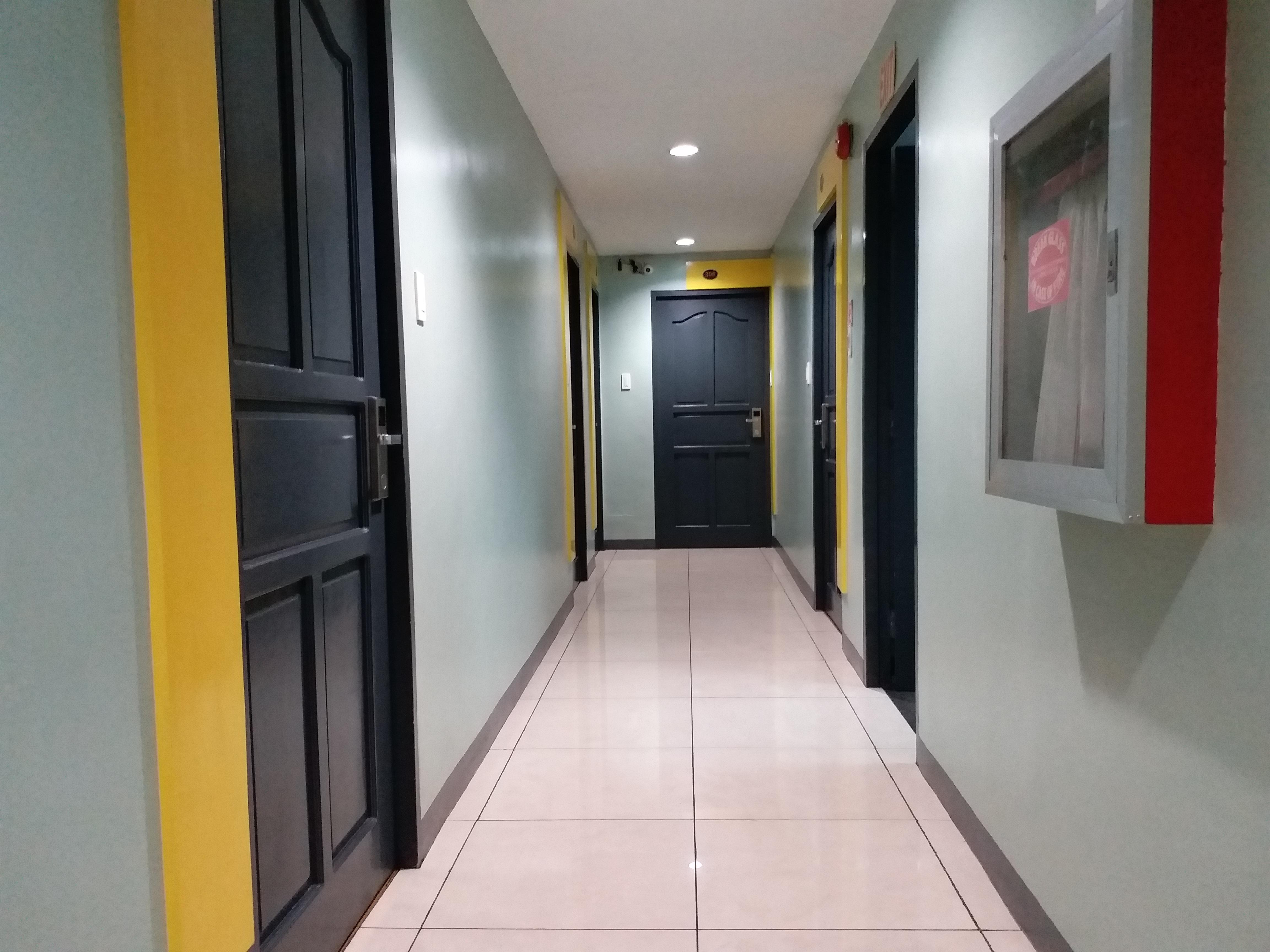 Leesons Residences Manille Extérieur photo